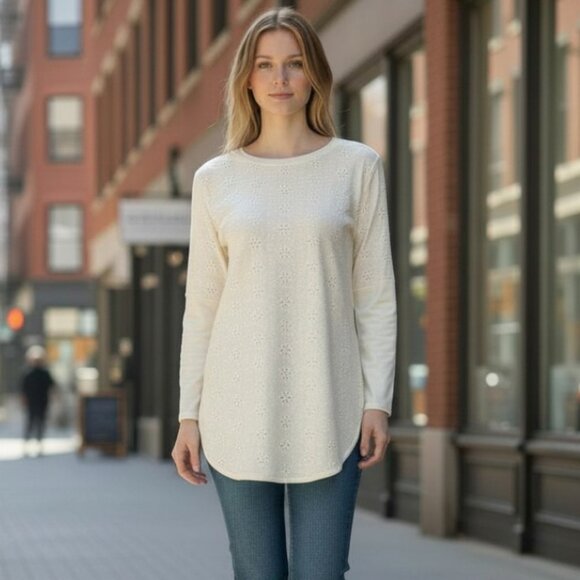 Johnny Was Ivory Eyelet Lace Slip-On Boho Full Asymmetrical Tunic Size Medium - Picture 1 of 9